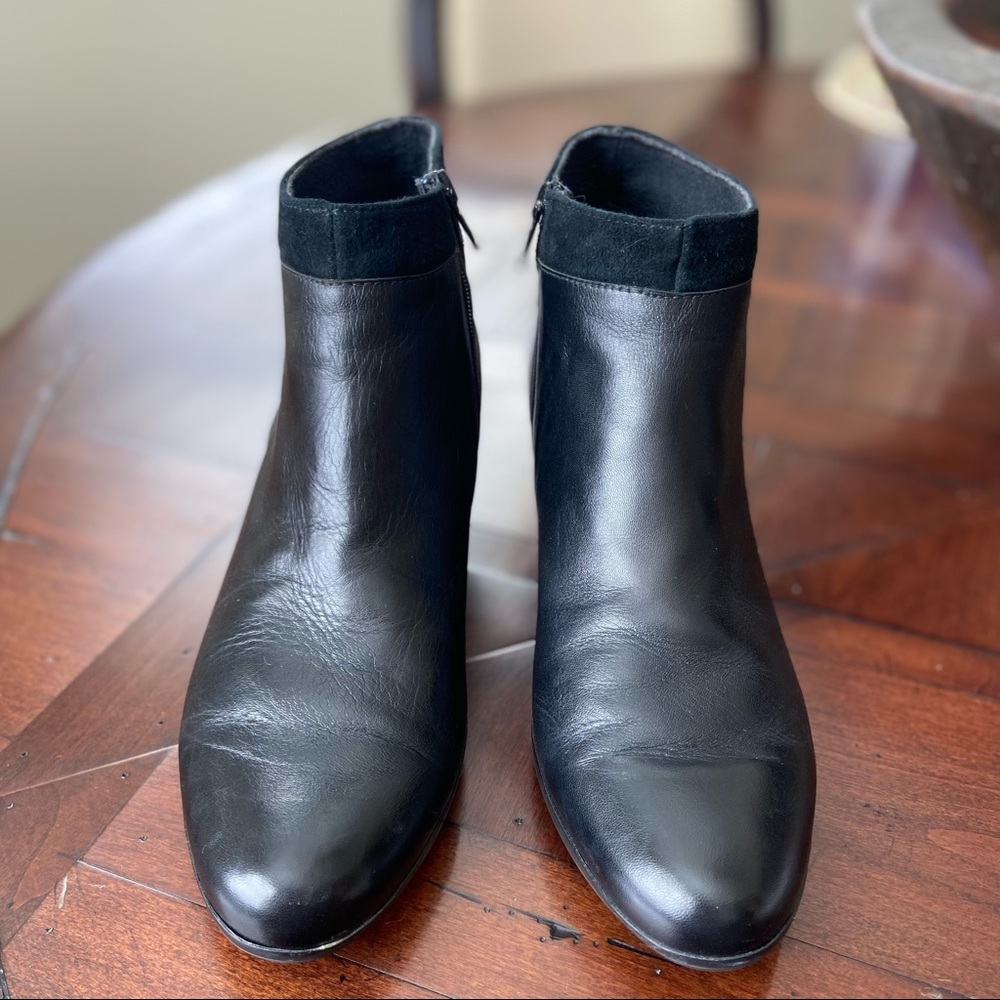 Munro Hope Black Leather Ankle Boots